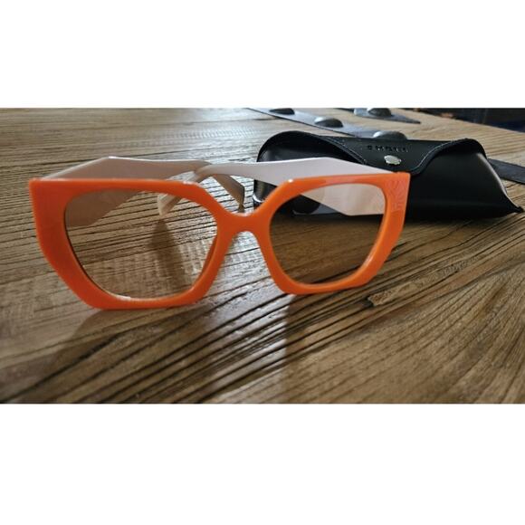 Shein Mod Frame Sunglasses New with case - Picture 1 of 4